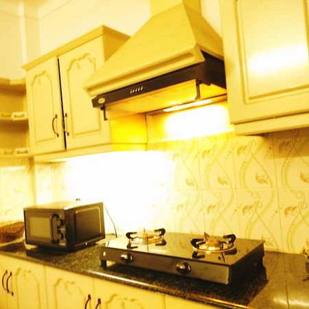 Hotel Jj Inn Kochi Luaran gambar